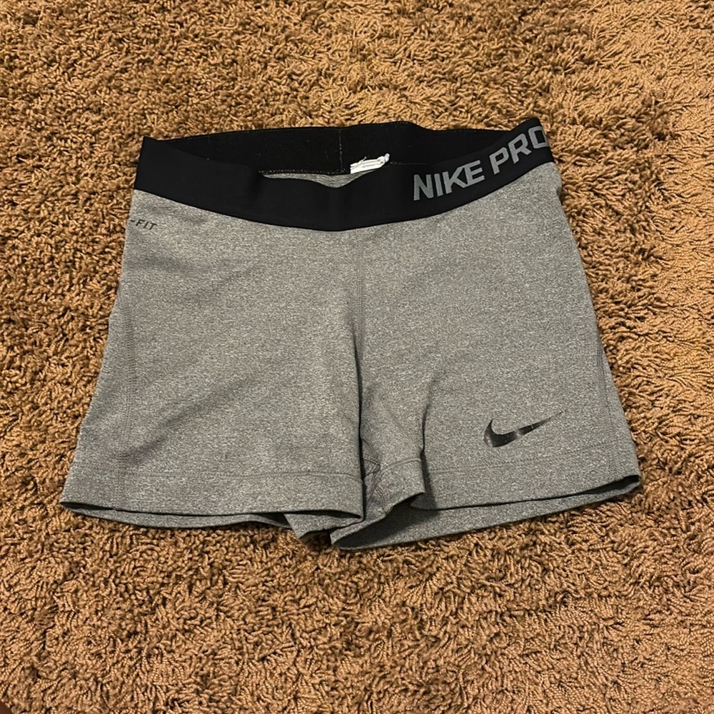 nike pros